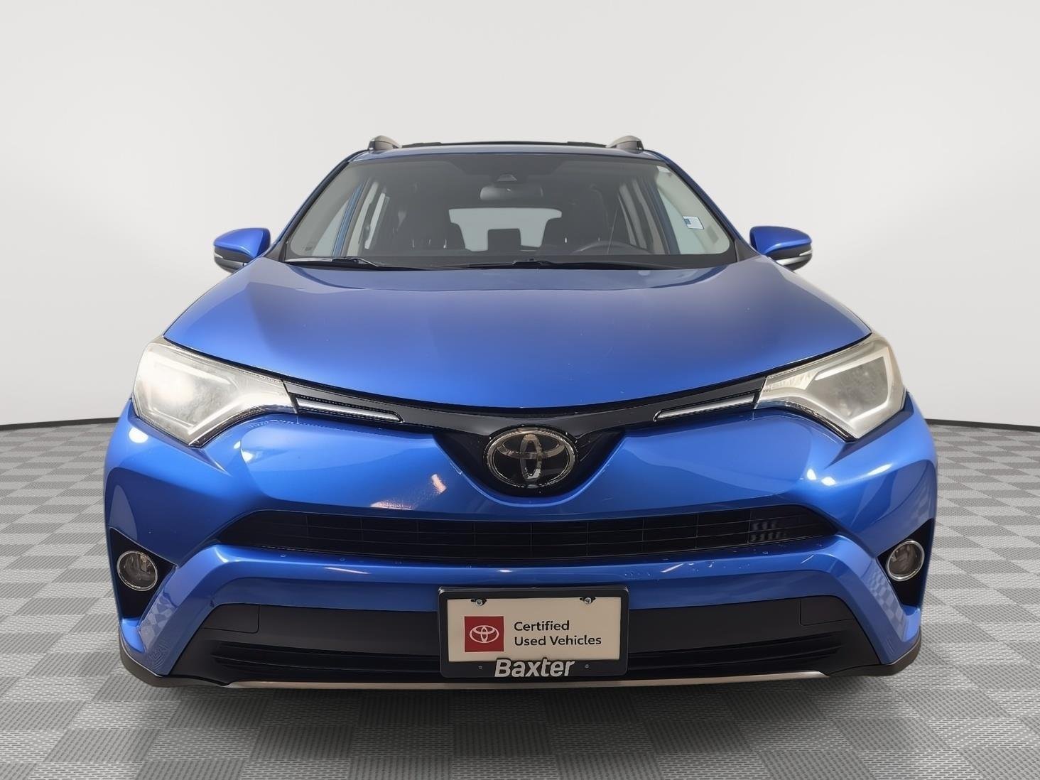 Used 2017 Electric Storm Blue Toyota XLE image 6