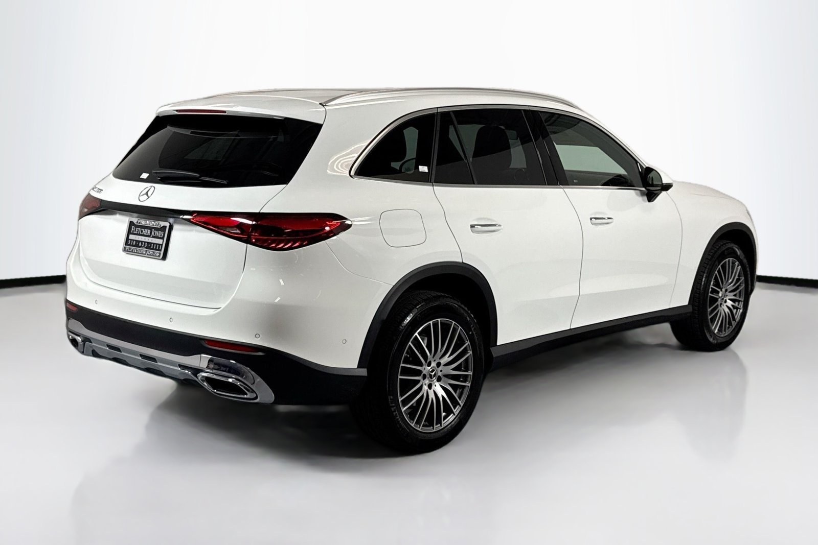 New 2026 Polar White Mercedes-Benz GLC 300 image 5