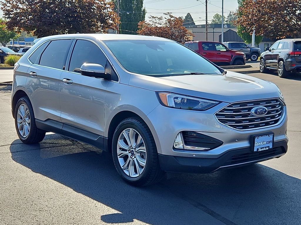Used 2022 Silver Ford Titanium image 8