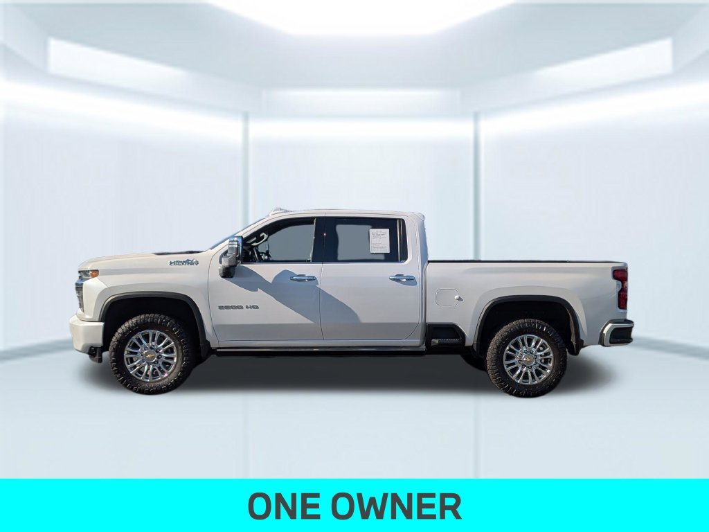 Used 2023 Beige Chevrolet High Country image 2