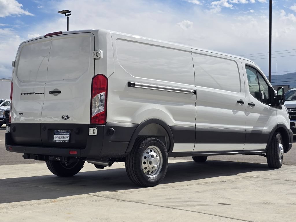 New 2026 Oxford White Ford Base image 22