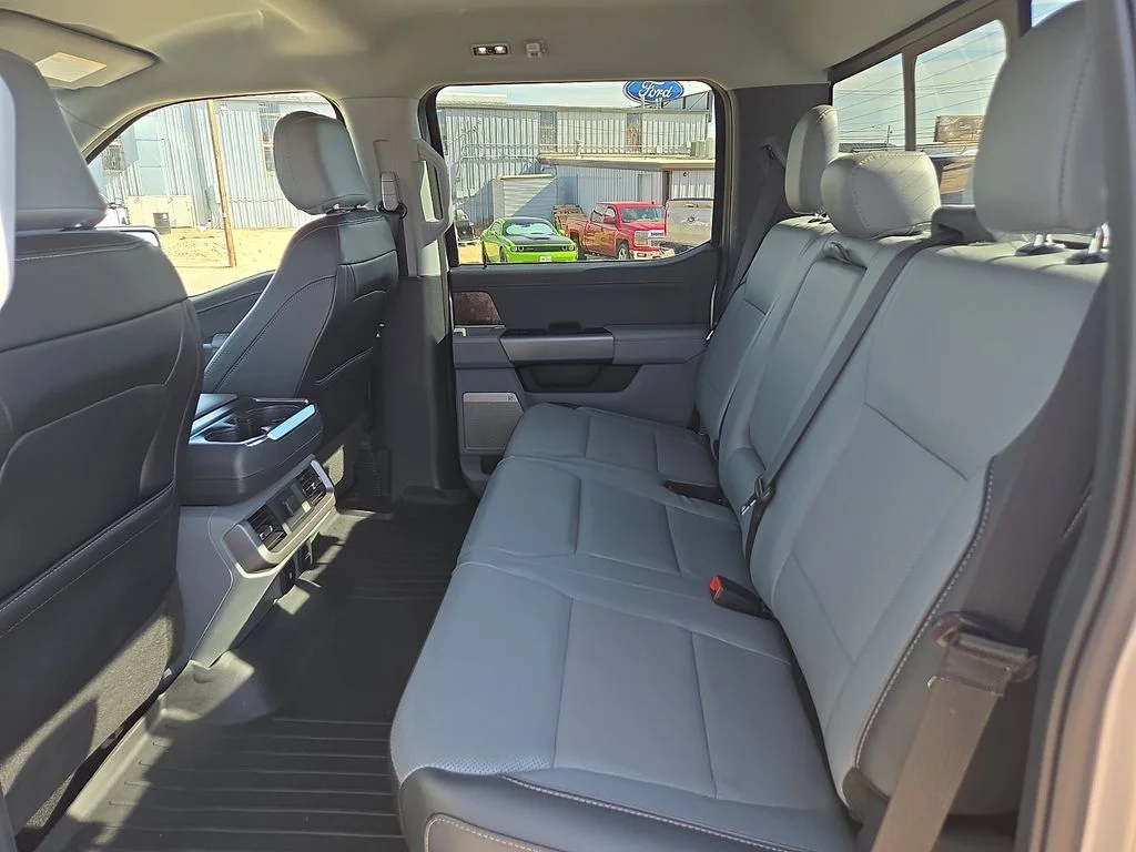 Used 2023 Silver Ford Lariat image 17