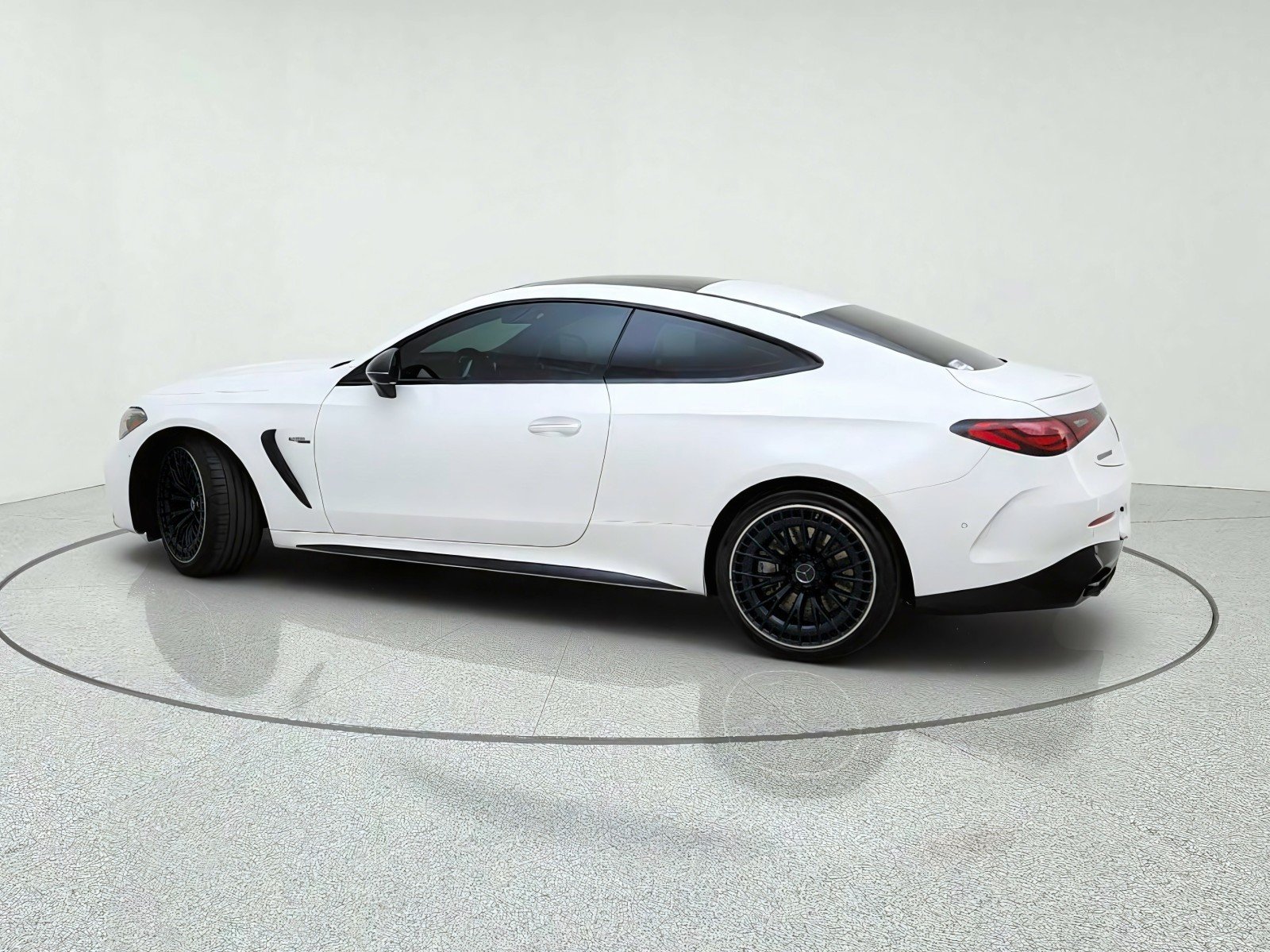 Certified Used 2024 MANUFAKTUR Moonlight White Metallic Mercedes-Benz AMG® CLE 53 image 13