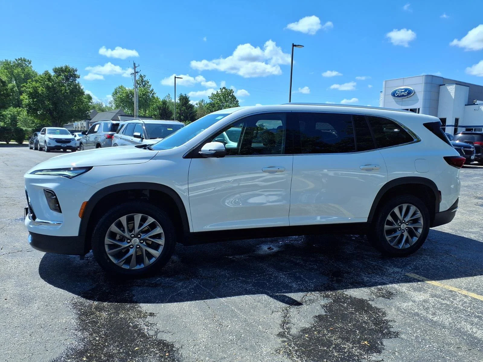 Certified Used 2025 Summit White Buick Preferred image 23