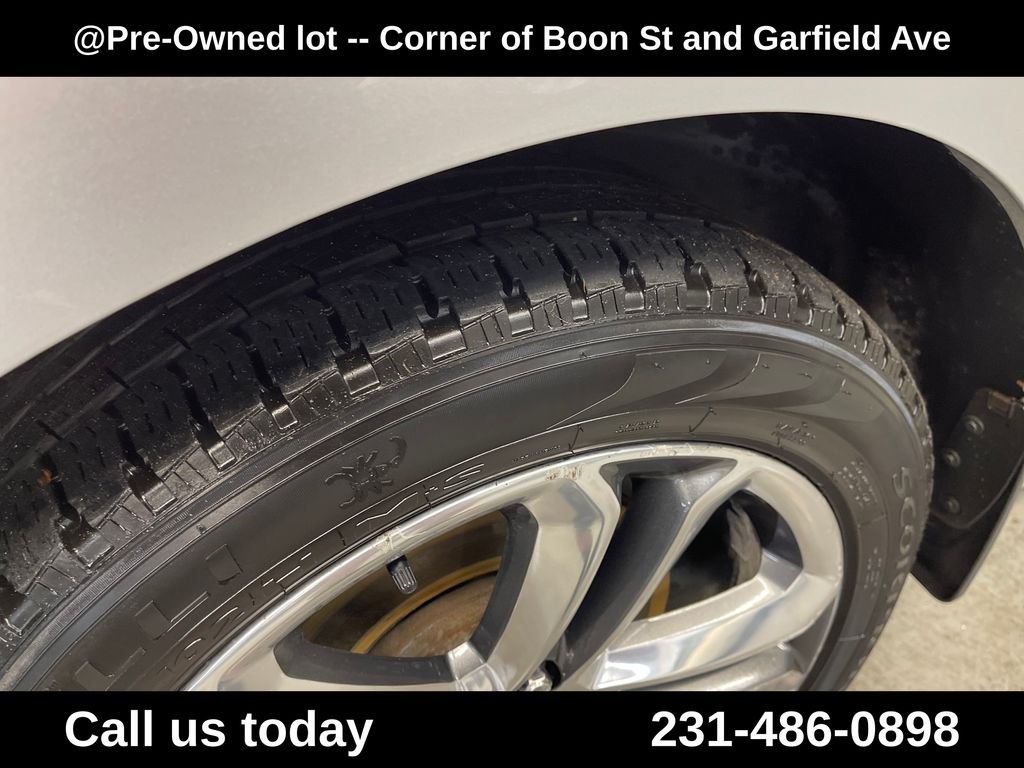 Used 2015 Silver Ford Sport image 6
