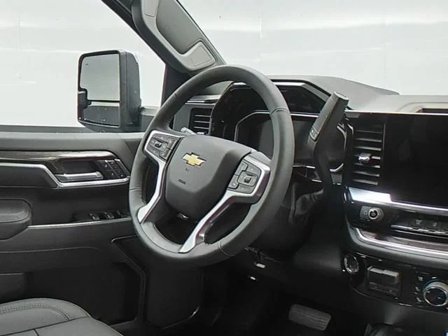 2026 Chevrolet Silverado 2500 HD LTZ - Photo 35