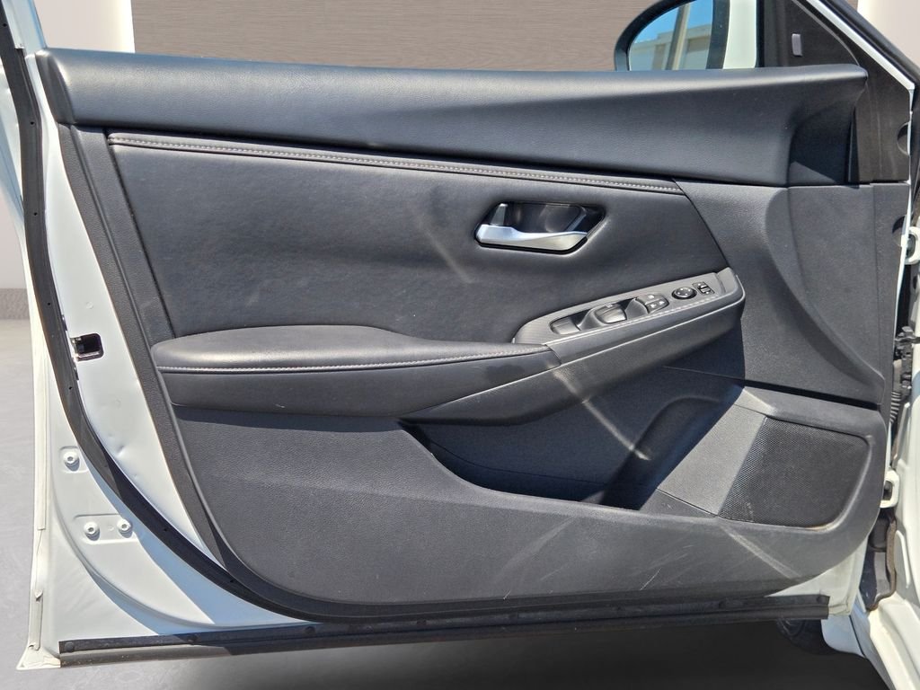 Used 2025 White Nissan SV image 20