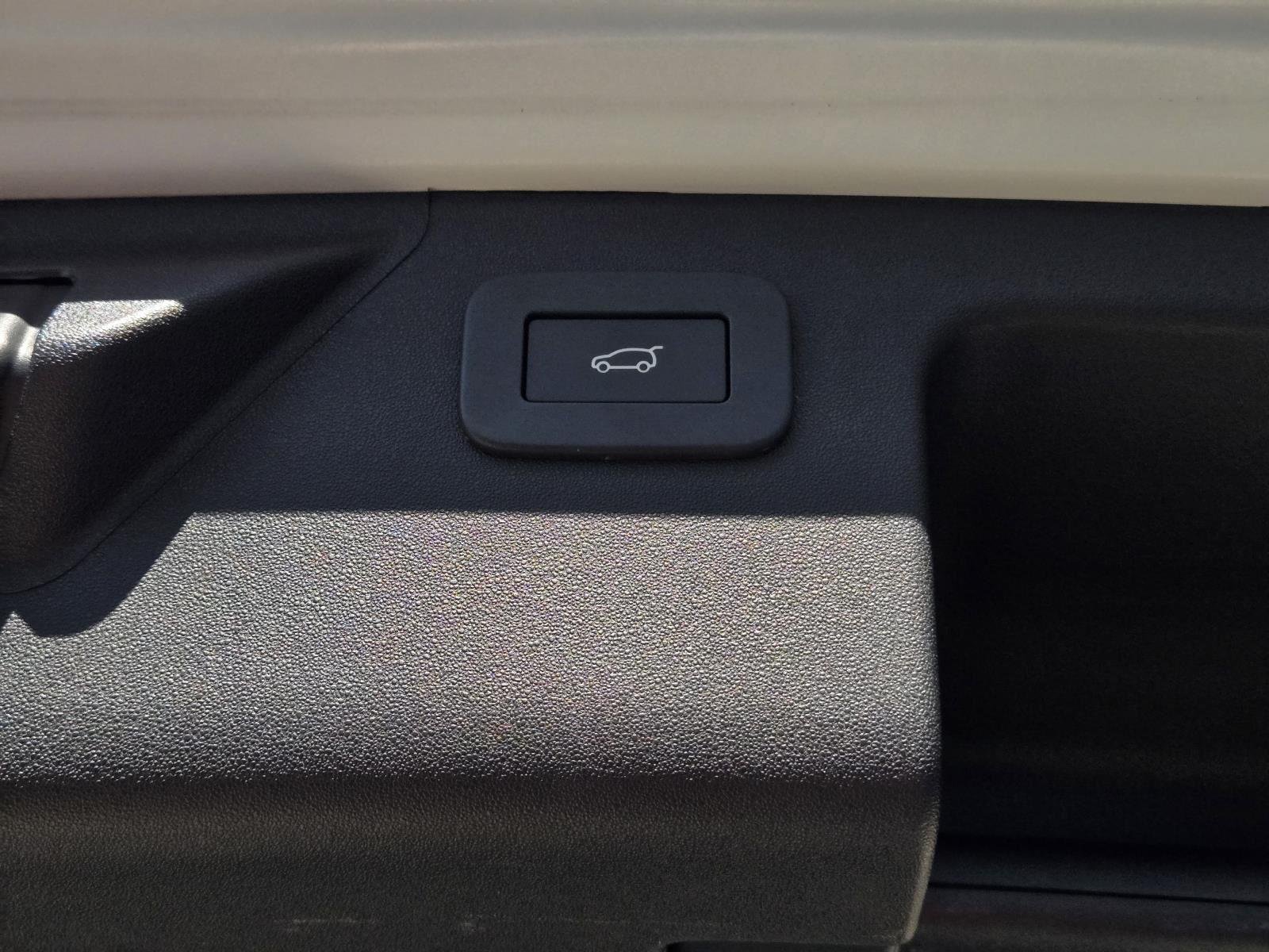 2025 Land Rover Discovery Sport S - Photo 14