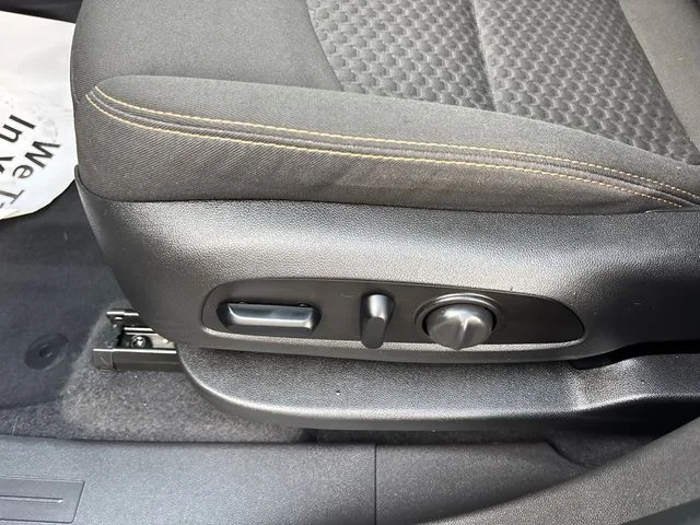 Used 2020 Gray GMC SLE image 7
