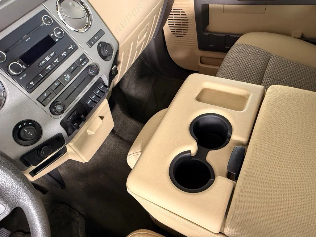 Used 2016 Brown Ford XLT image 4