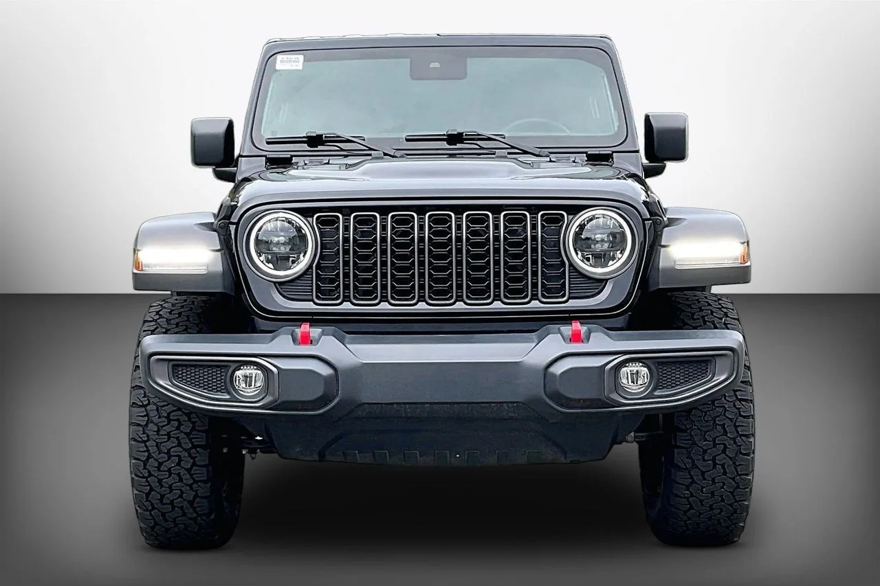 Certified Used 2024 Black Jeep Rubicon image 3