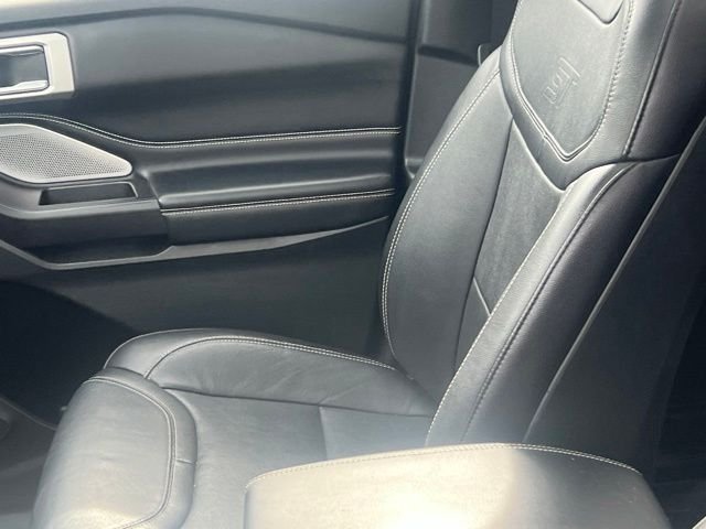 Used 2020 White Ford ST image 3