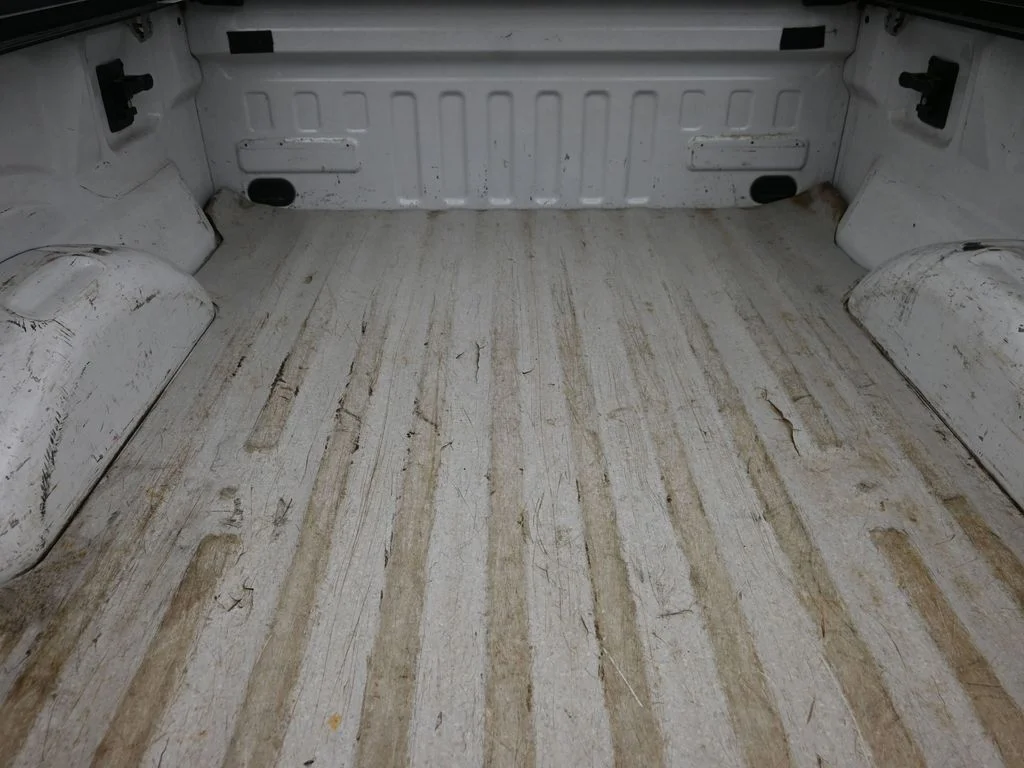 Used 2019 White Ford Lariat image 10