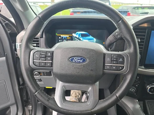 Used 2024 Silver Ford XLT image 14