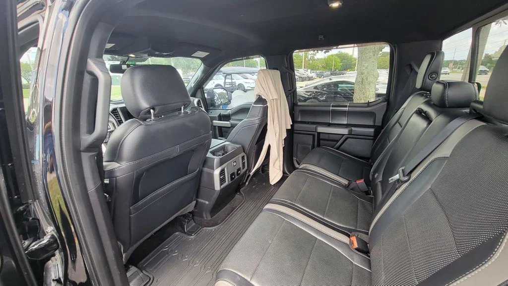 Used 2018  Ford Raptor image 10