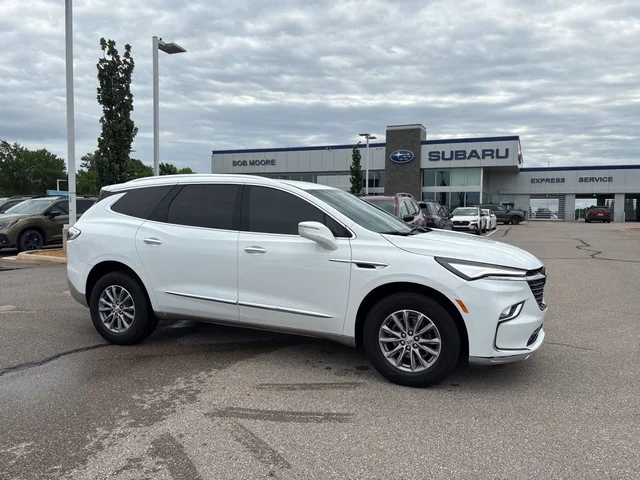 2024 Buick Enclave Essence
