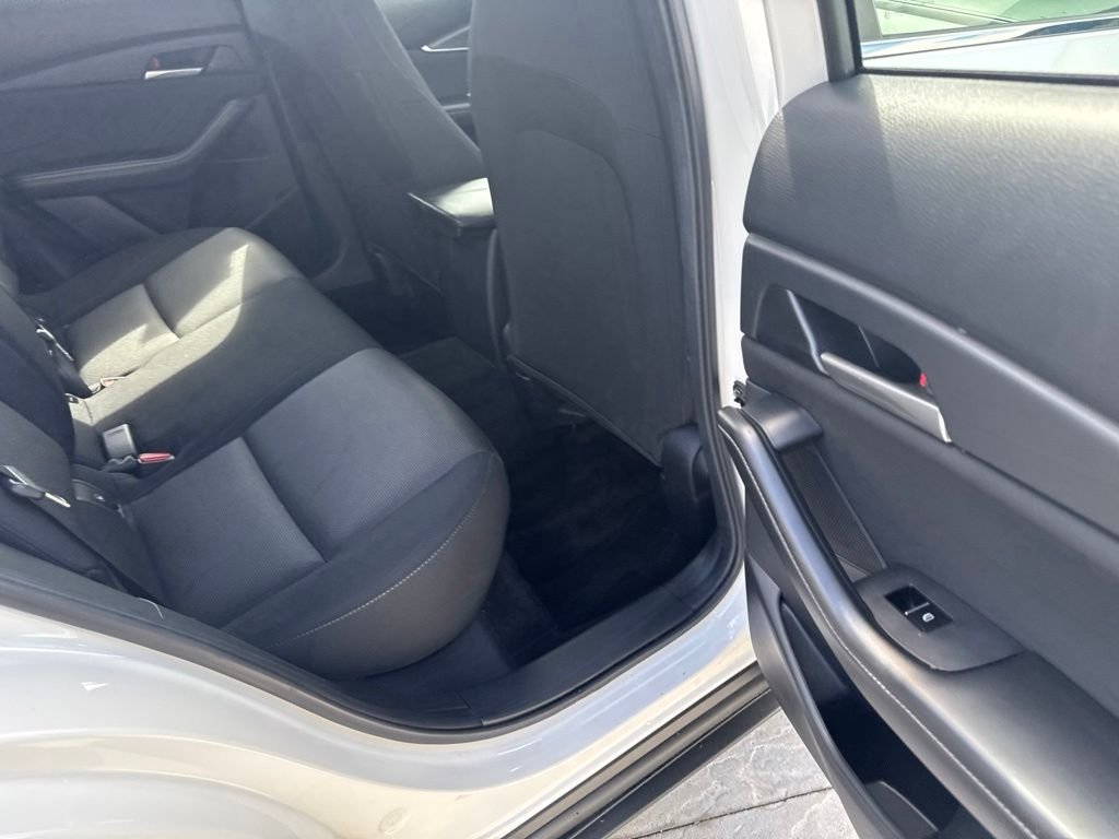 Used 2024 White Mazda 2.5 S image 25