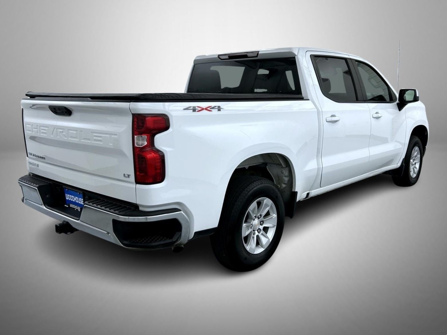 Used 2023 White Chevrolet LT image 5
