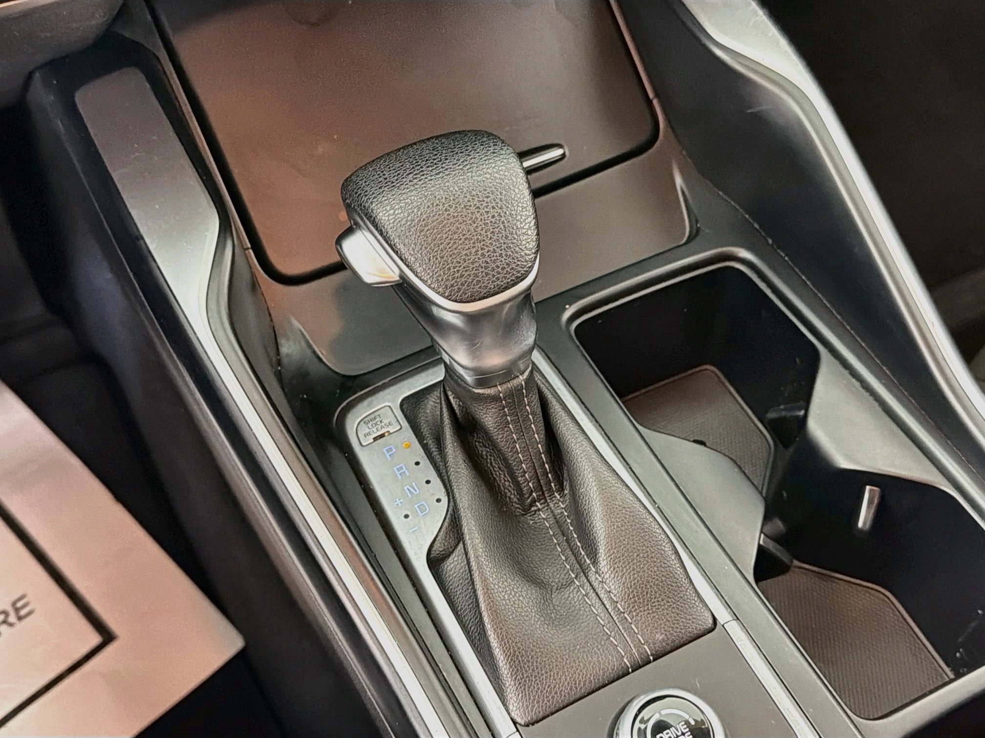 2021 Kia Sorento LX - Photo 16