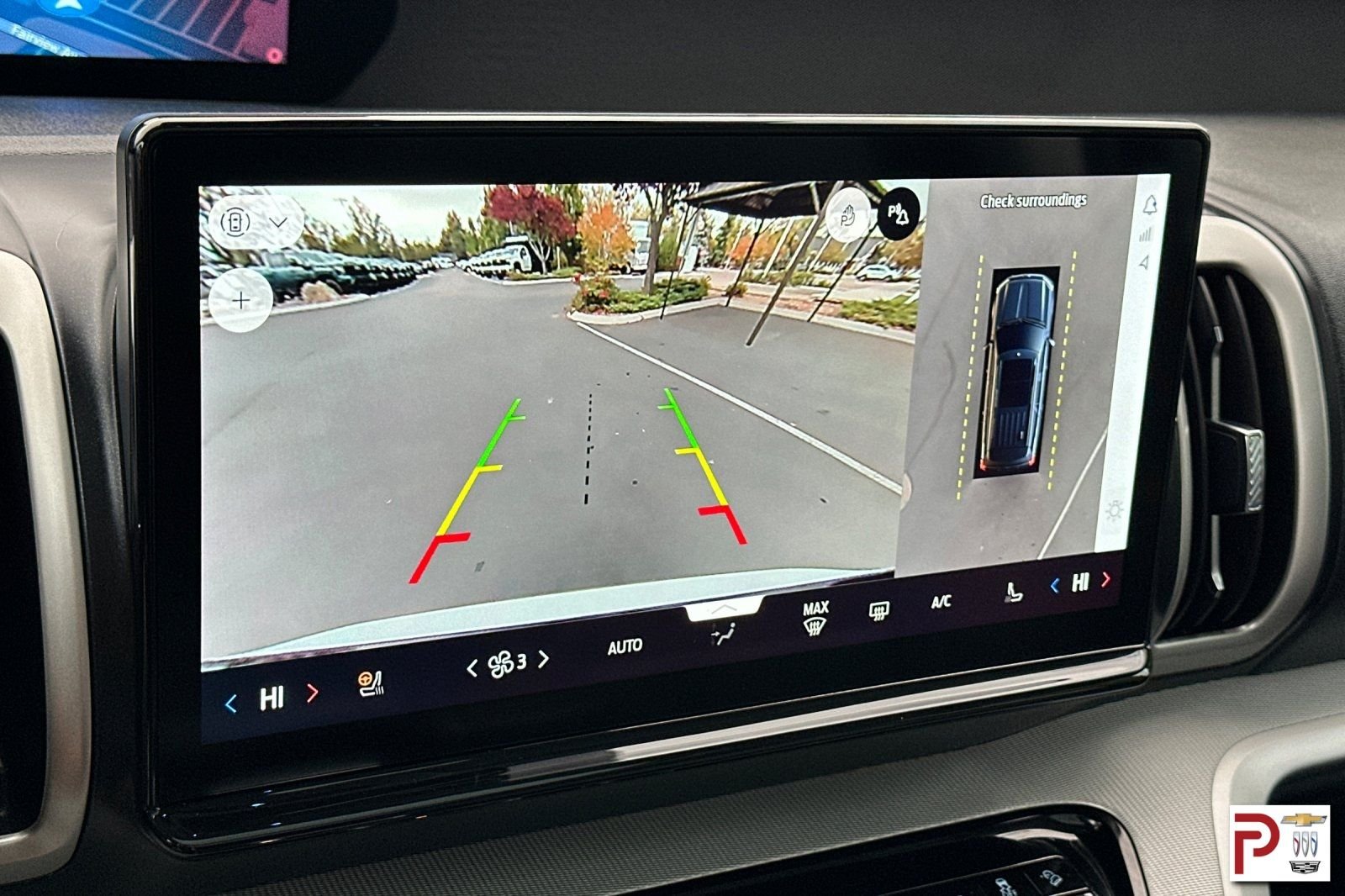 Used 2025 White Ford Active image 25