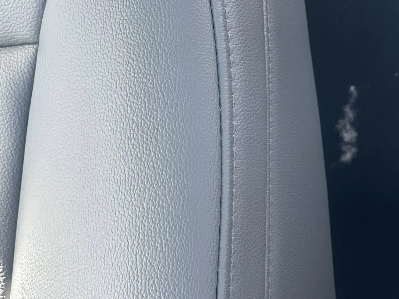 New 2026 Oxford White Ford XL image 25