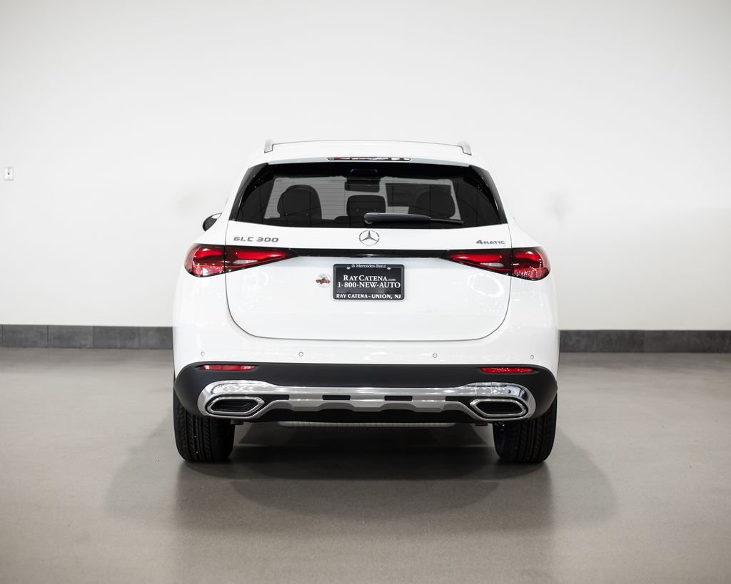 New 2026 Polar White Mercedes-Benz GLC 300 image 11