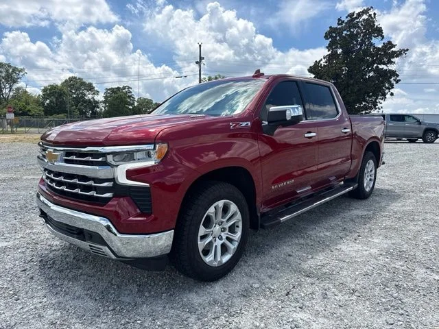 Used 2022 Red Chevrolet LTZ image 1