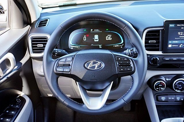 Used 2026 Black Hyundai SEL image 19