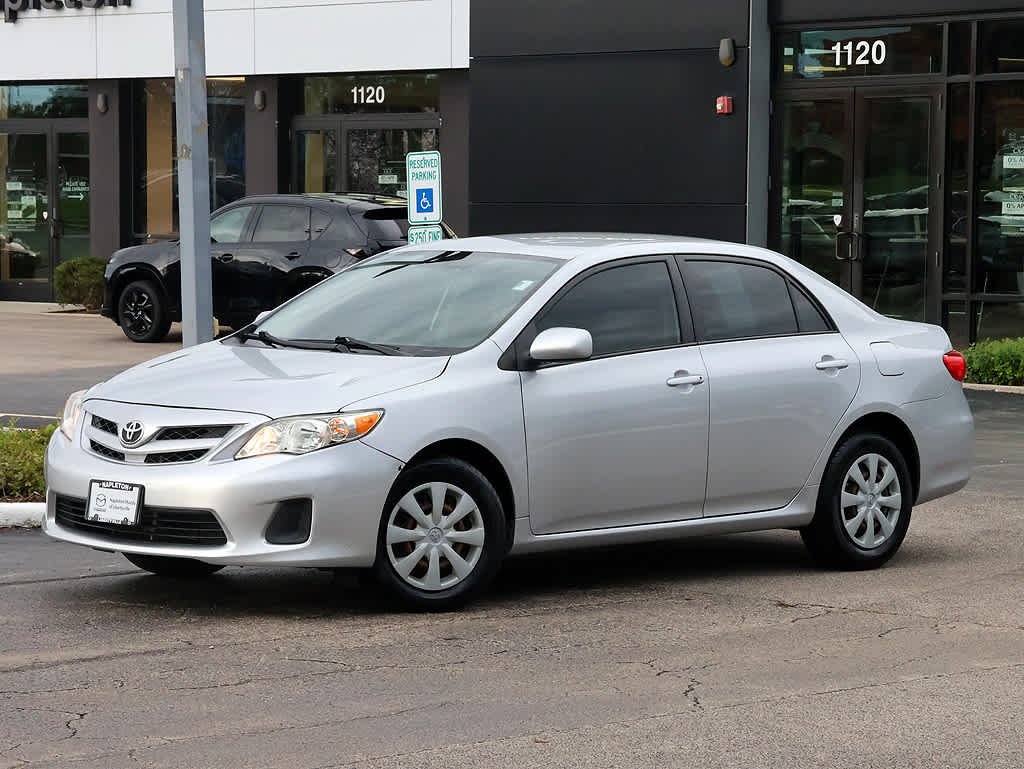 Used 2011 Toyota Corolla LE with VIN JTDBU4EE6BJ097372 for sale in Libertyville, IL