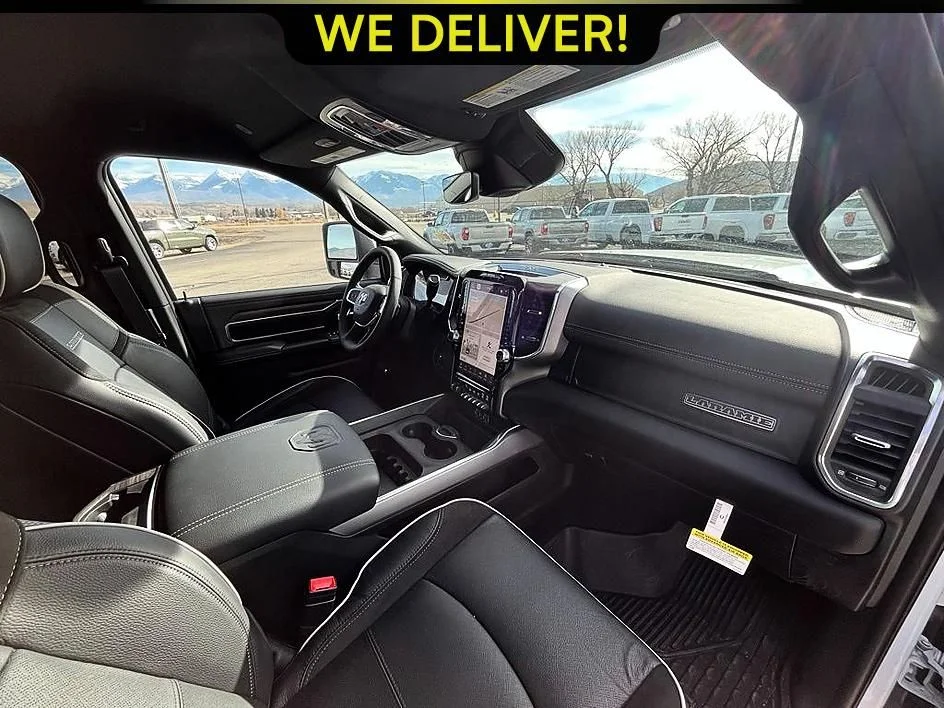 2026 RAM 3500 Laramie - Photo 19