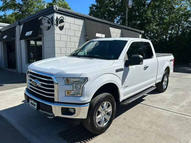 Used 2015 White Ford XLT Pickup 4D 6 1/2 ft image 46
