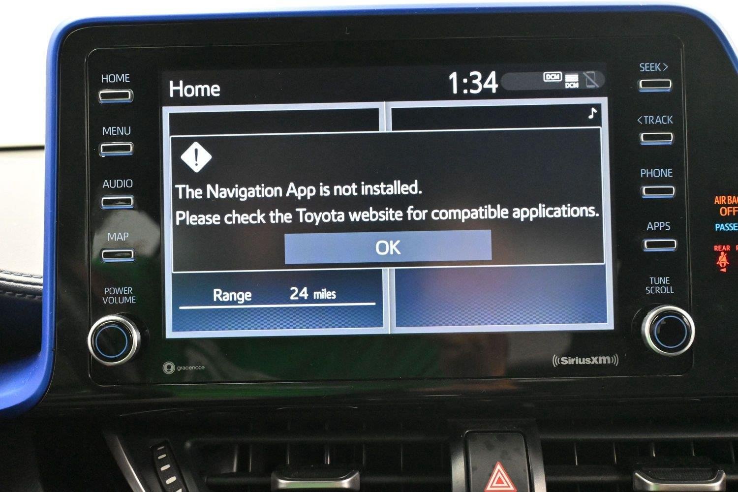 Used 2022 Wind Chill Pearl Toyota XLE image 21