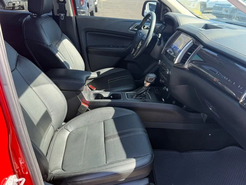 Used 2023 Orange Ford XL image 19