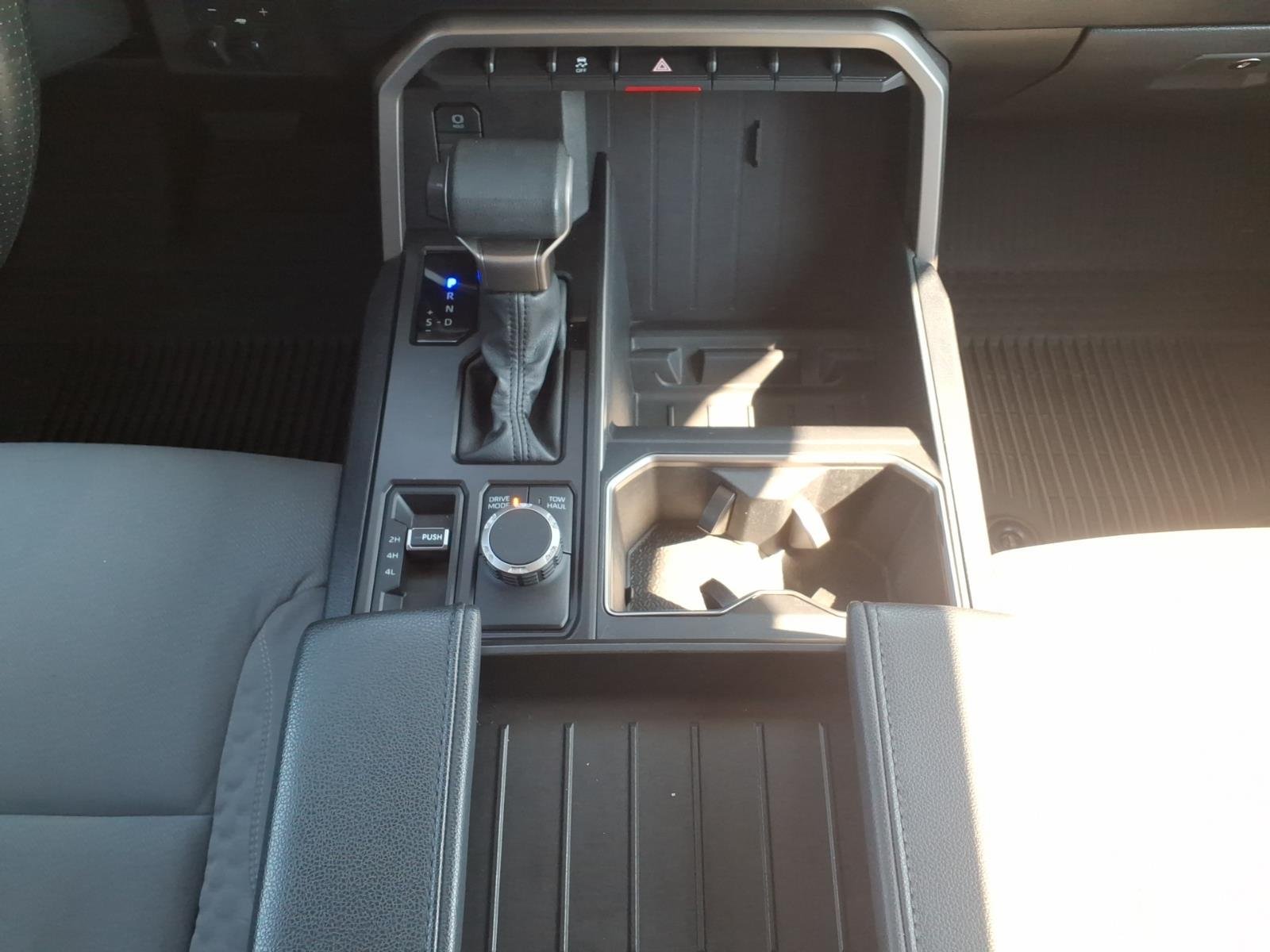 Used 2024 Ice Cap Toyota SR5 image 26