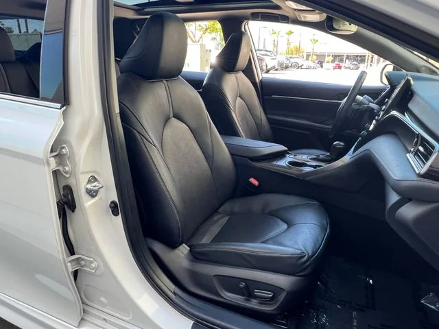 Used 2021 Wind Chill Pearl Toyota XSE V6 image 47