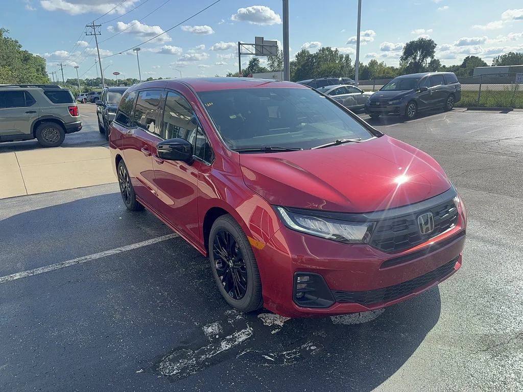 New 2026 Radiant Red Metallic II Honda Sport-L image 3