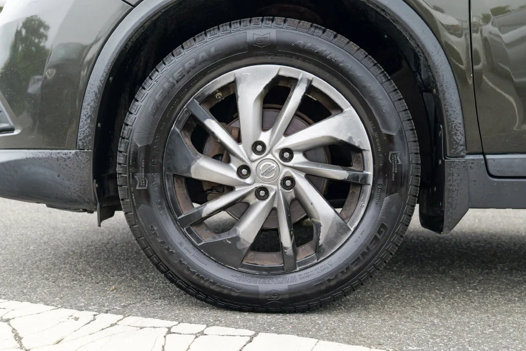 Used 2015 Midnight Jade Nissan SL image 15
