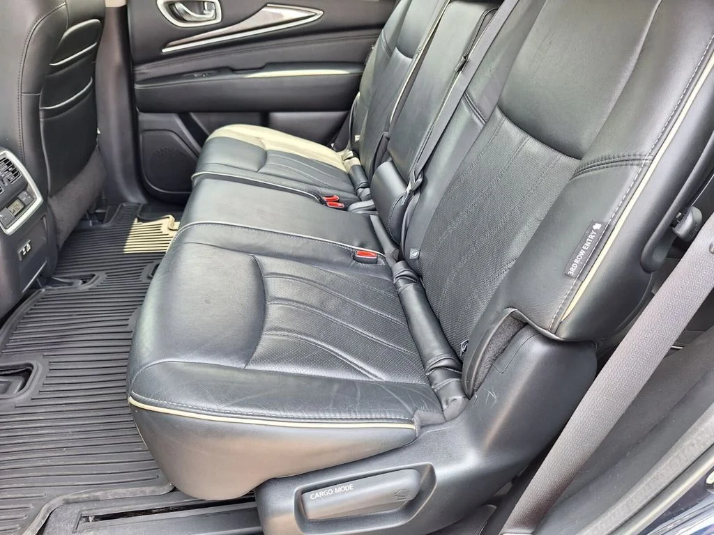 Used 2020 Blue INFINITI LUXE image 24