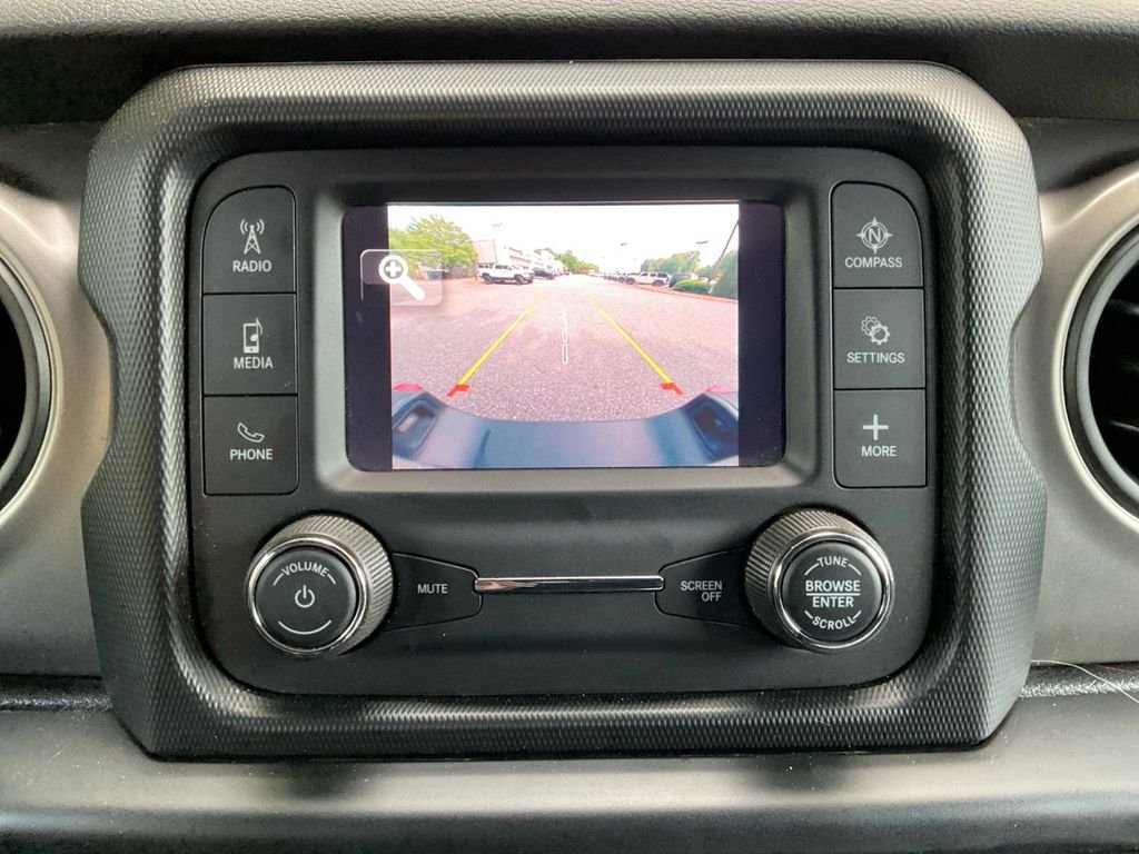 Used 2020 Silver Jeep Sport image 22