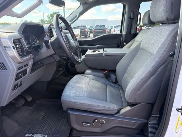 Used 2021 White Ford XLT image 5