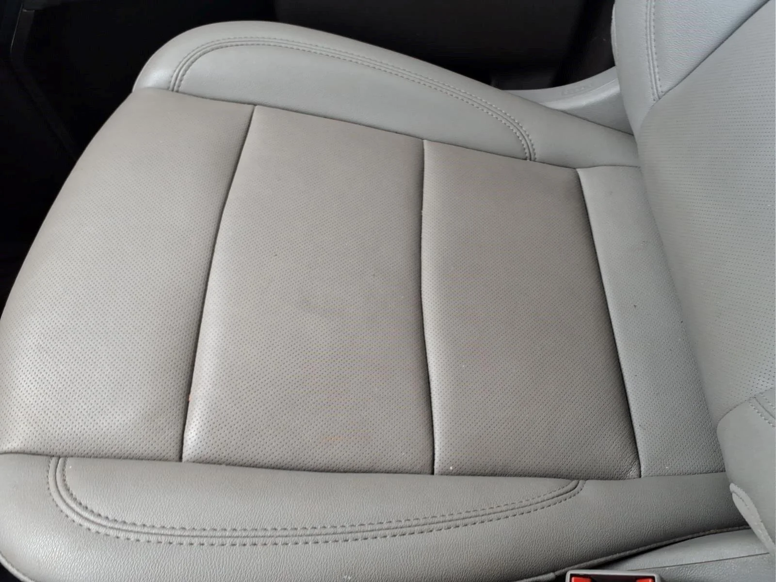 Used 2023 SUMMIT WHITE Chevrolet LTZ image 26