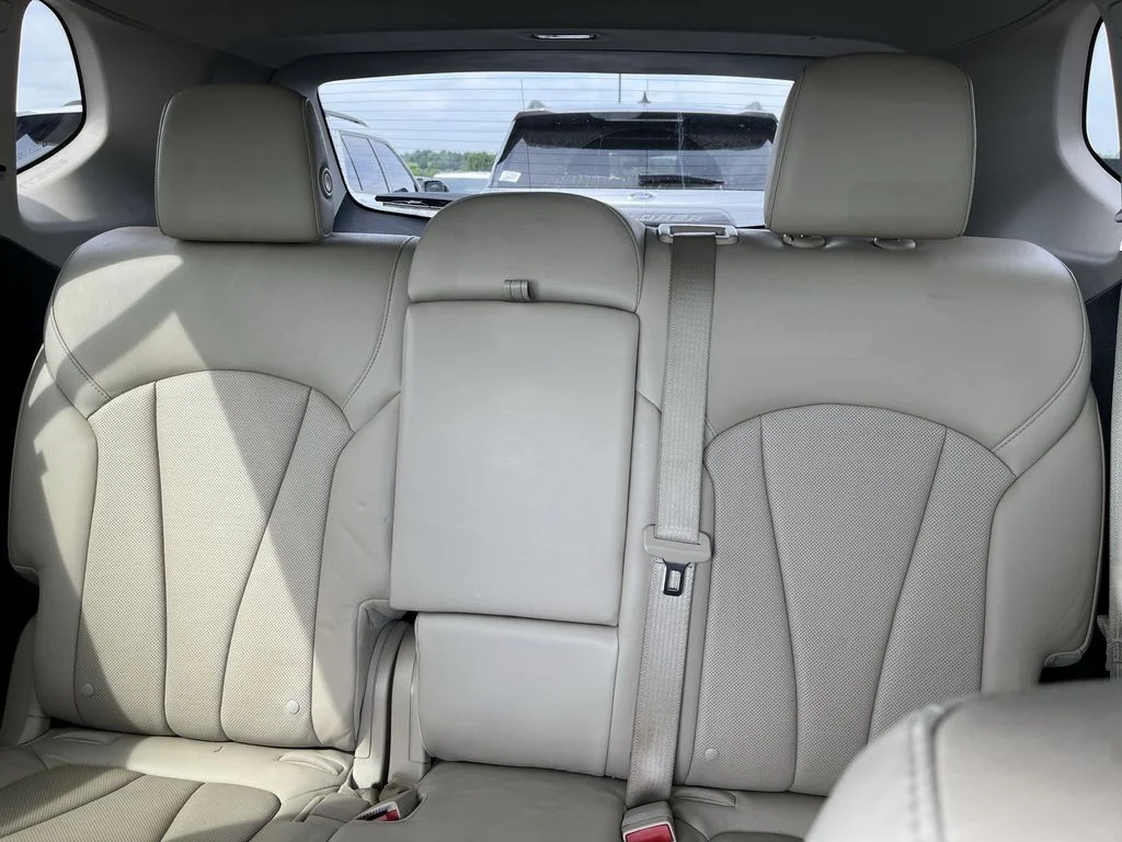 Used 2020 Brown Buick Essence image 23