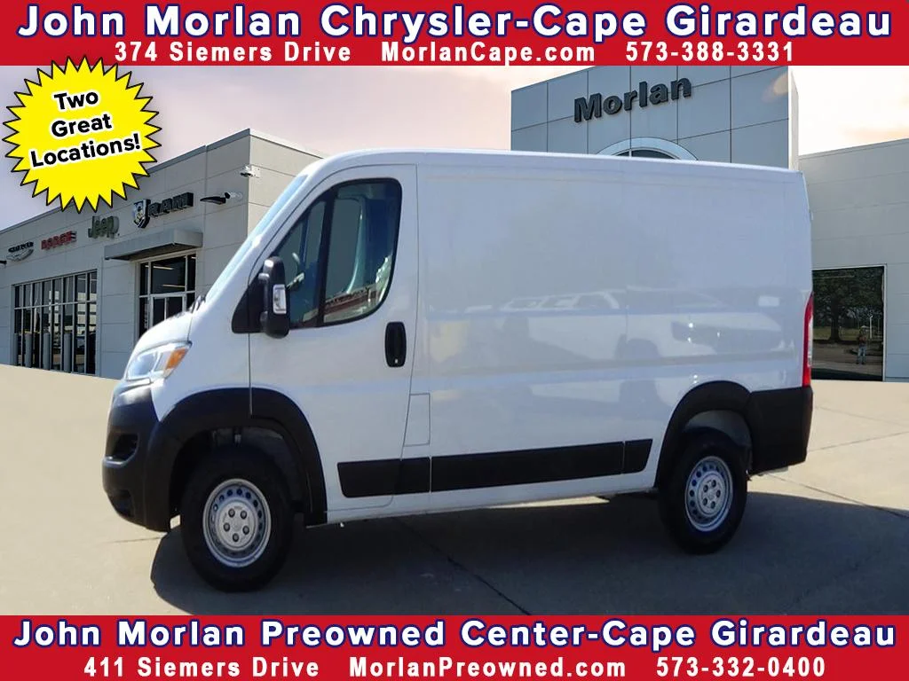 Used 2025 Bright White Clear Coat (pw7) RAM Tradesman 2500 image 1