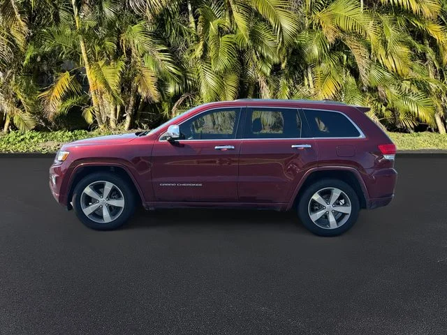 Used 2016 Red Jeep Overland image 8