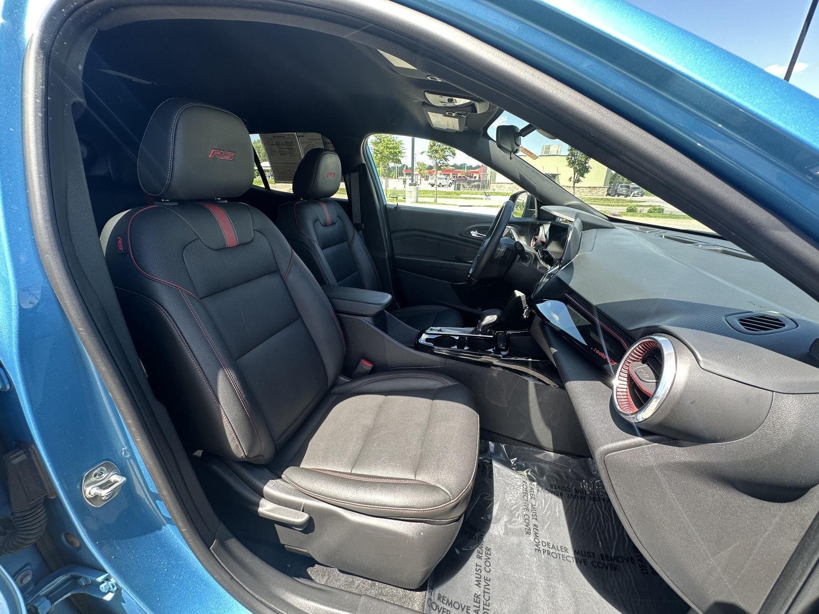 Used 2025 Marina Blue Metallic Chevrolet 2RS image 31