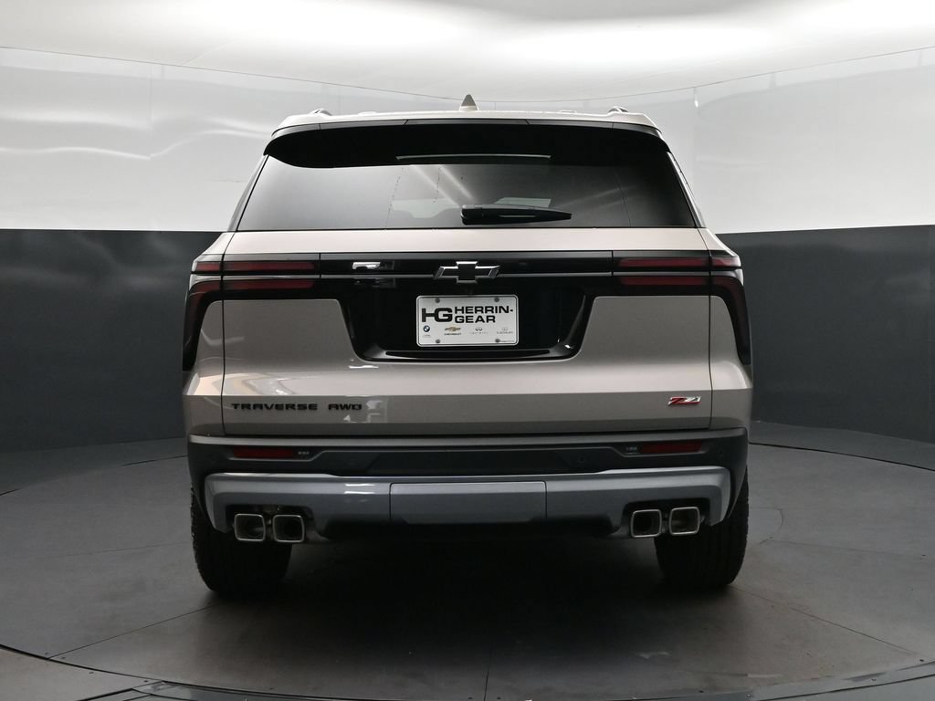 2027 Chevrolet Traverse Z71 - Photo 6