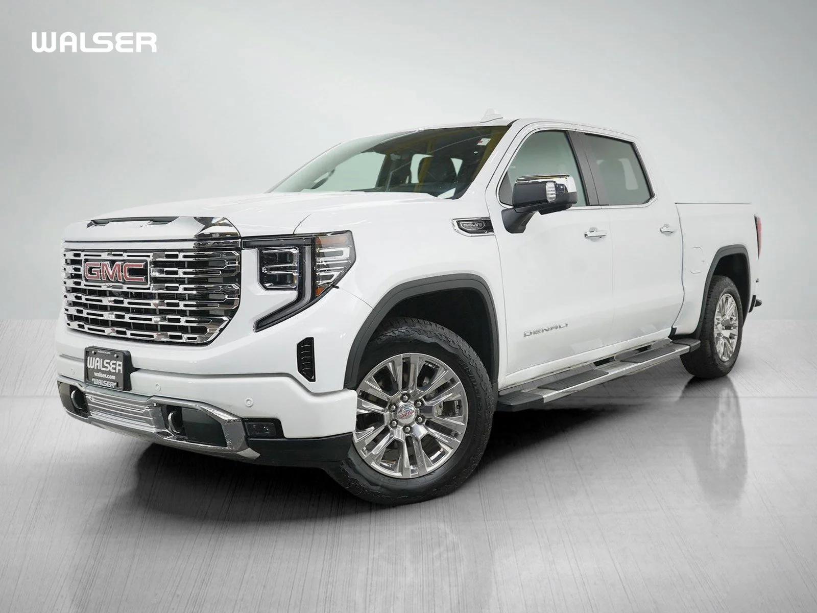2022 GMC Sierra 4WD Crew Cab Short Box Denali's photo