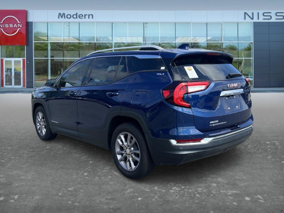Used 2022 Marine Metallic GMC SLT image 7