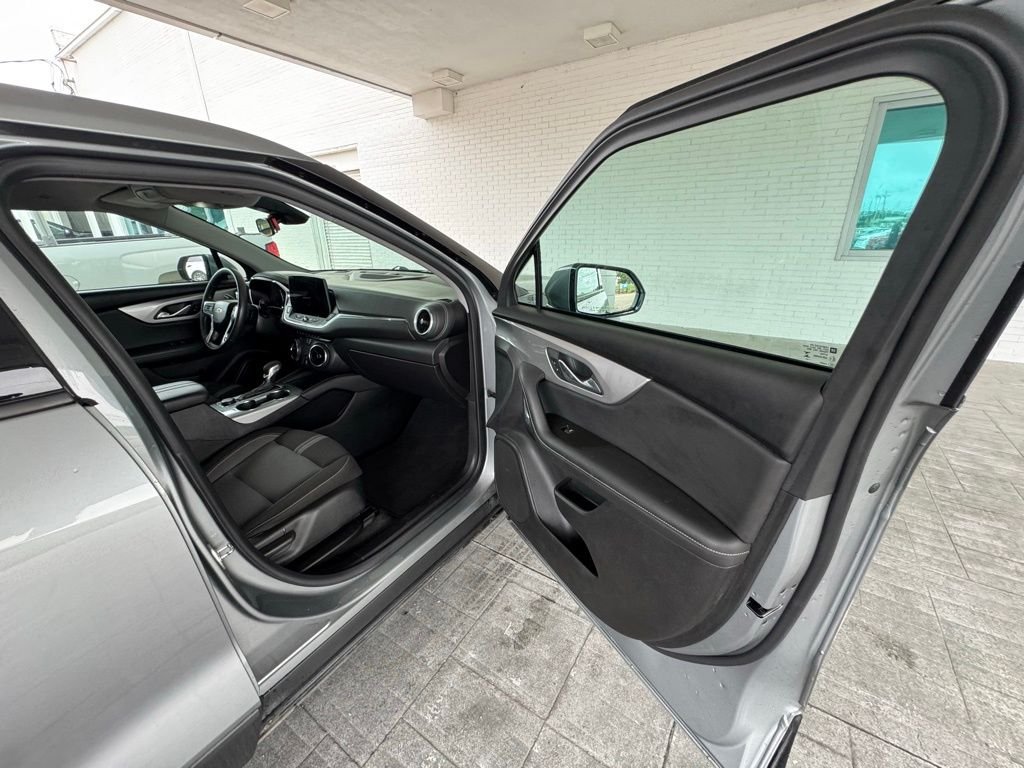 Used 2023 Gray Chevrolet LT image 15