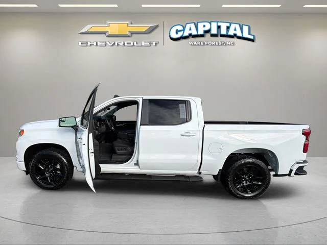 Used 2024 White Chevrolet RST image 9